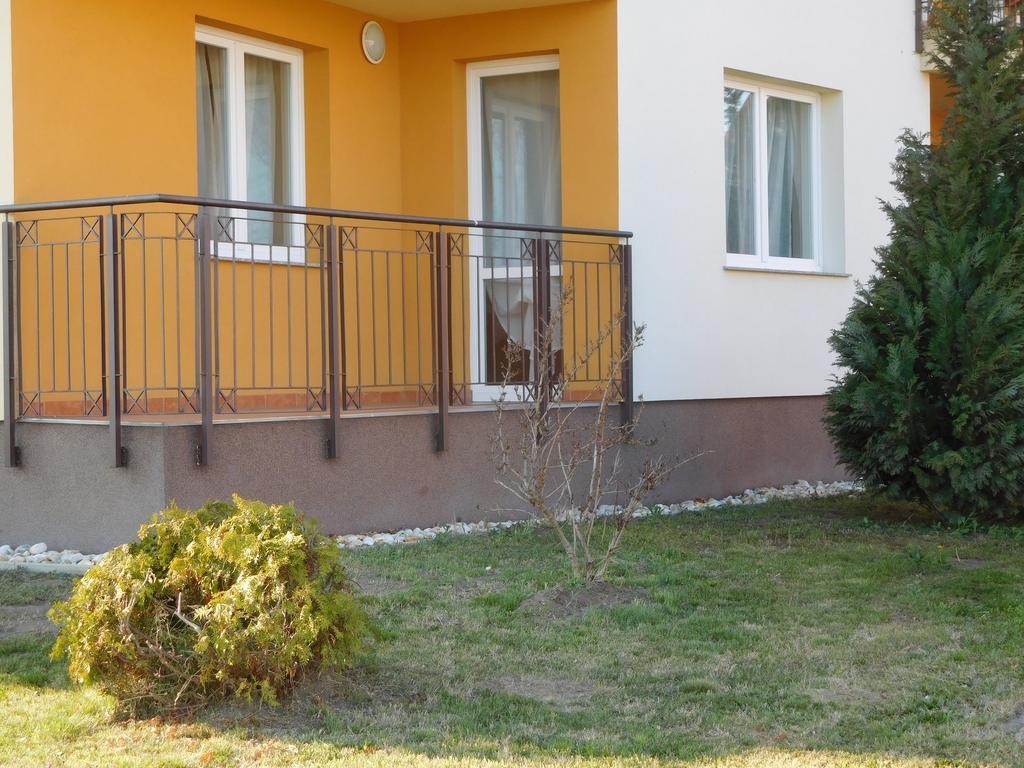 Jade Apartment Hegykő Extérieur photo